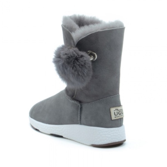 Sutton's UGG Boots (Australian) - Picture 1 of 7